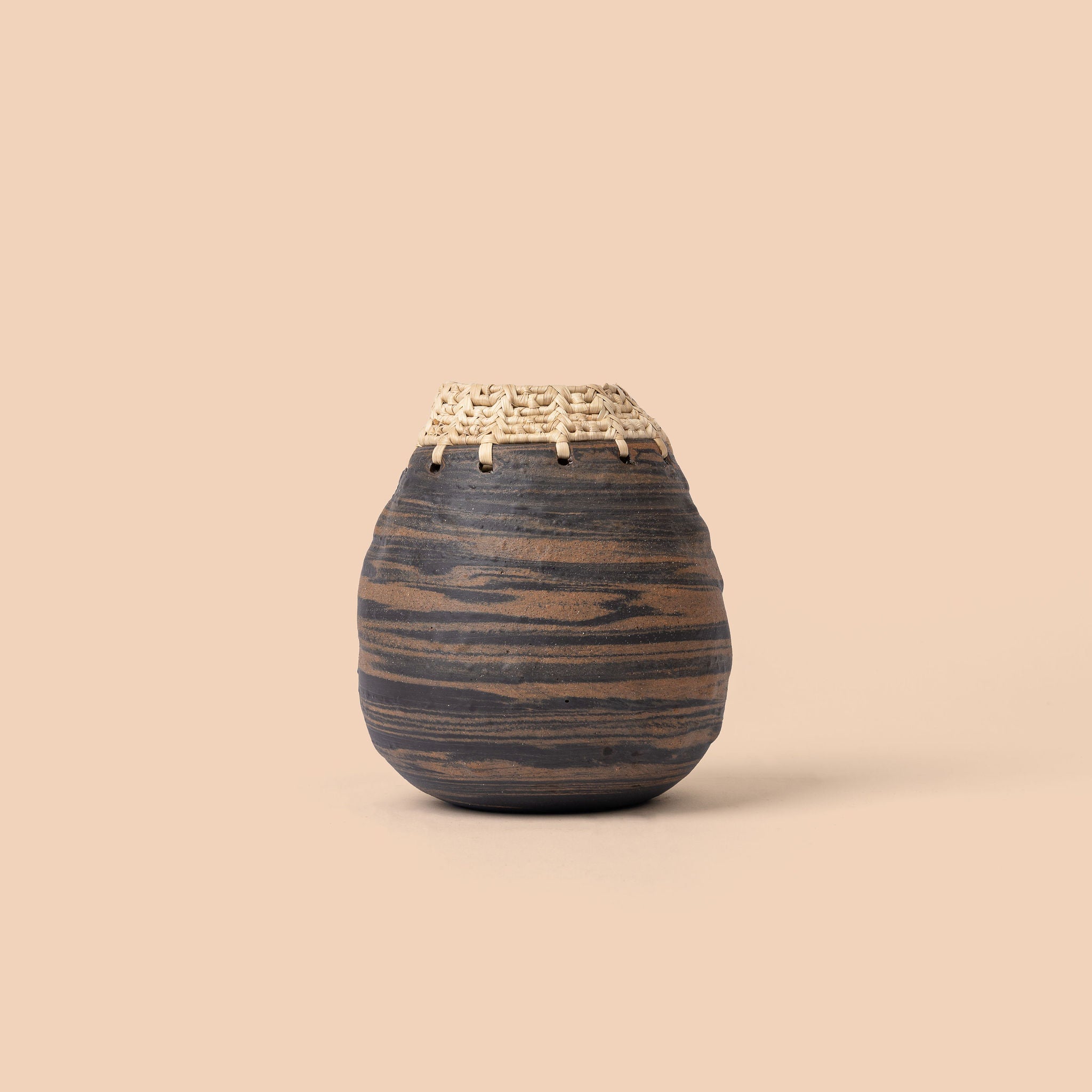 Ceramic pot with woven top